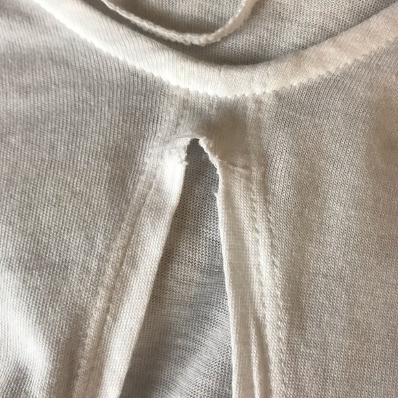 🚨SOLD ELSEWHERE 🚨NWT Zara White Wrap Tee - Picture 3 of 5
